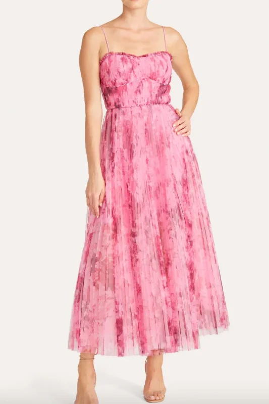 Maxi dress with tiered bodice-Sleeveless Tulle Maxi Dress In Superimposed Flora