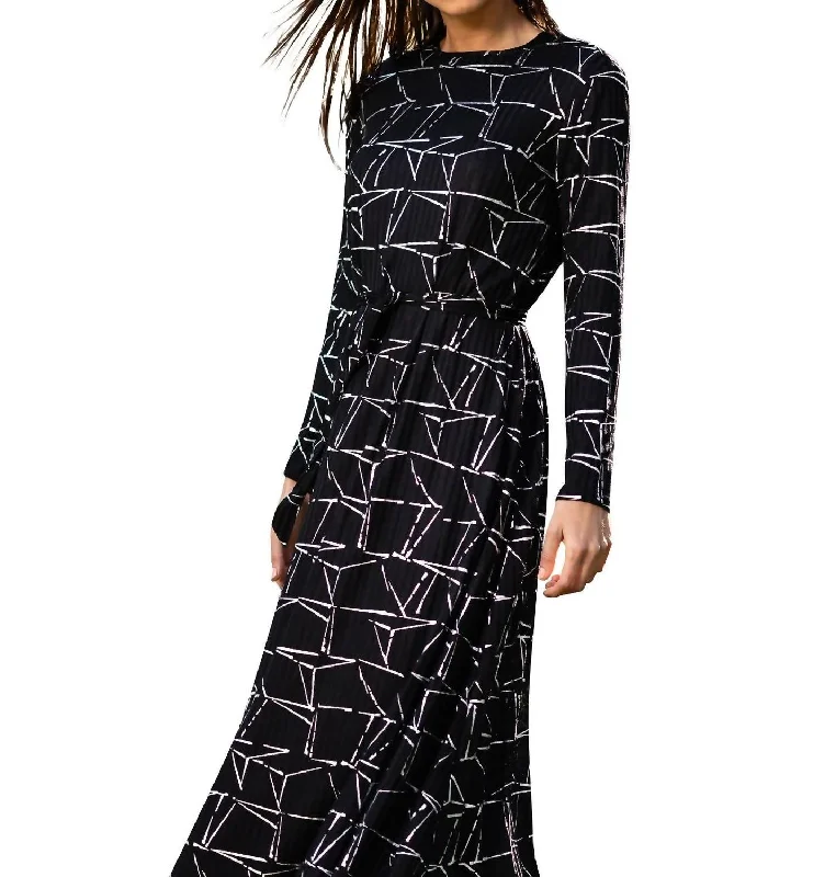 Maxi dress with ruching-Print Maxi Dress In Black Geo