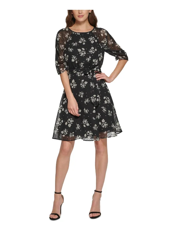 Mini dress with embroidery-Petites Womens Floral Print Knee Fit & Flare Dress