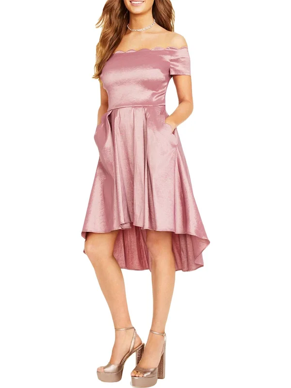 Ruffled mini dress for events-Juniors Womens Scalloped Off the Shoulder Fit & Flare Dress