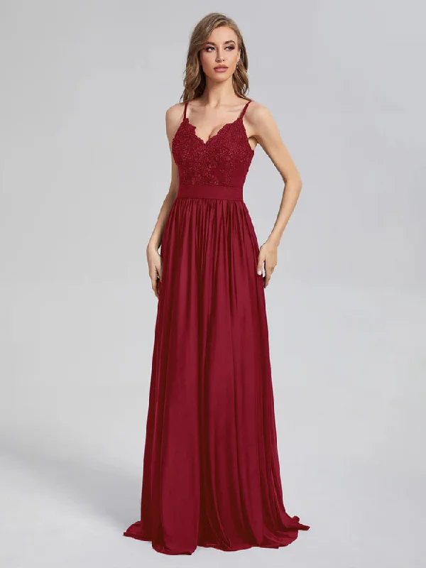 Maxi dress with artistic design-A-Line Spaghetti Straps Sequins Prom Dresses With Split